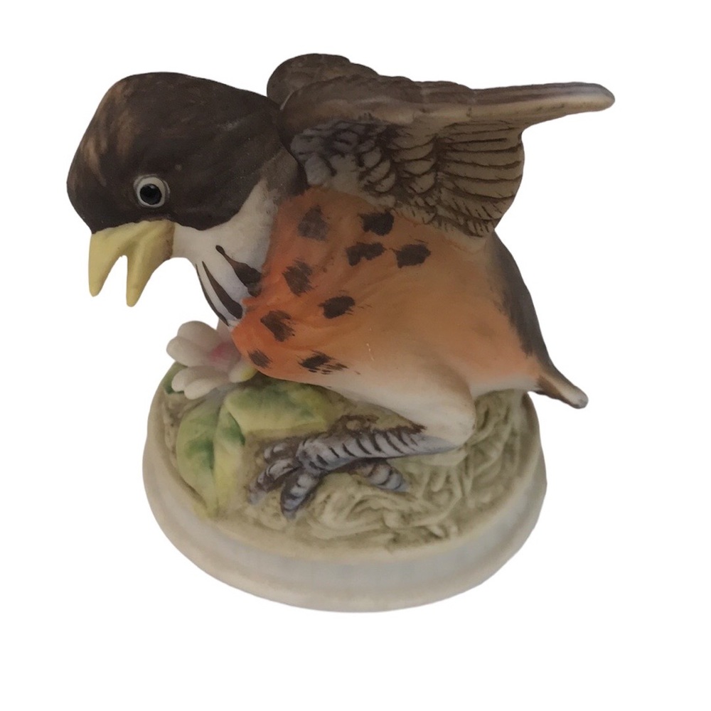 Vintage Lefton China Porcelain Hand Painted Robin Bird Figurine